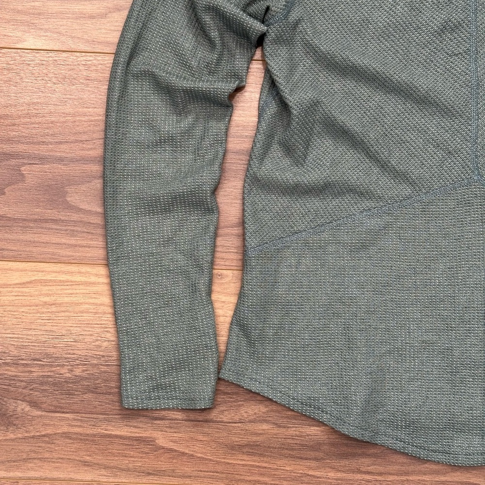 Kuhl Petra Turtleneck in Green Size Medium - Picture 11 of 14